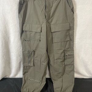 Women’s Olive Cargo Pants